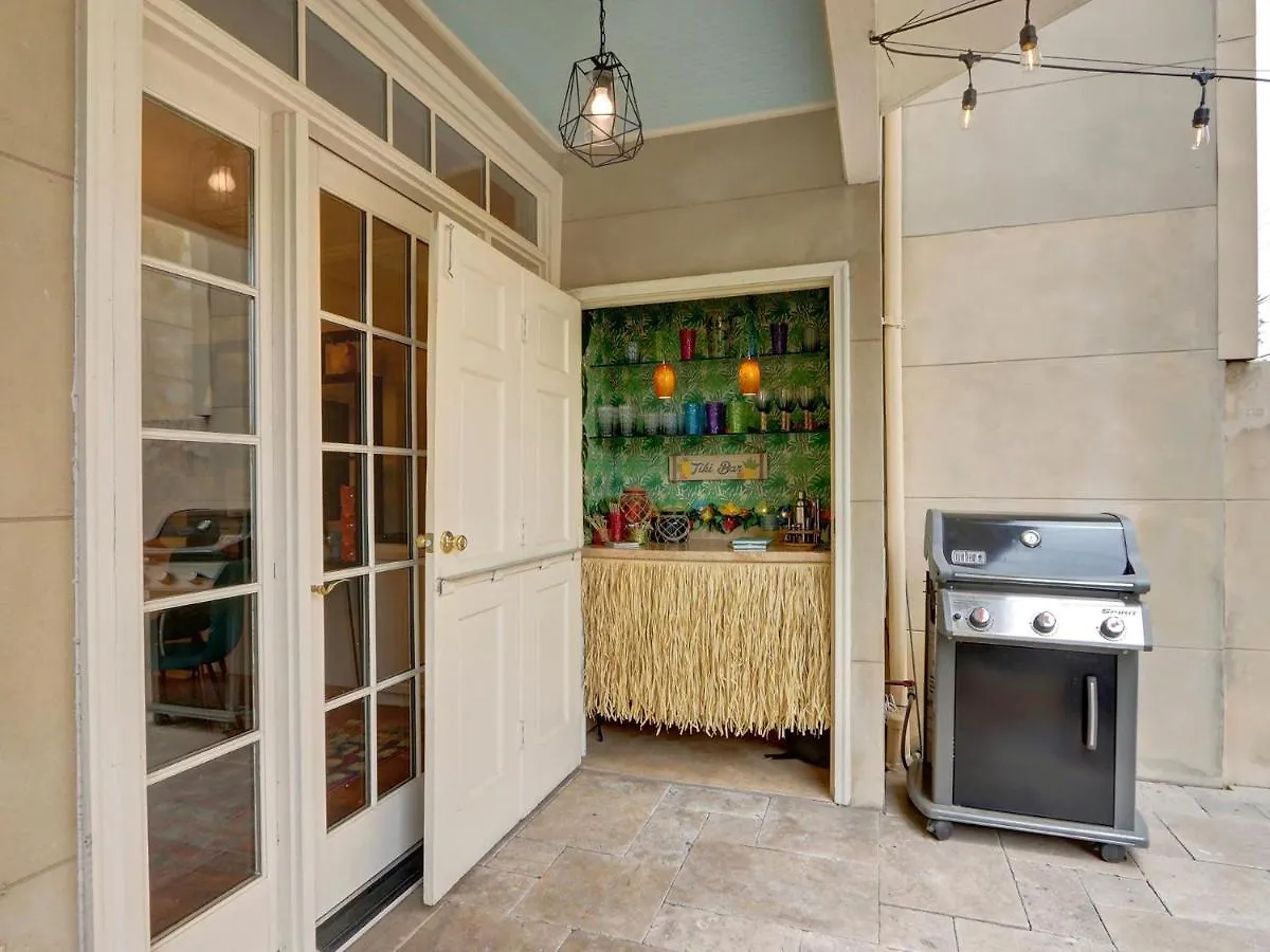 Broughton Deco Main Villa Savannah 0*,  United States